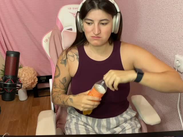 Katrinmiss Live Sex December 7, 2025