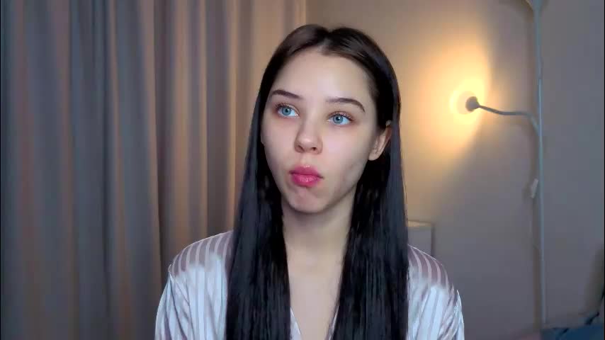 slyshypie Live Sex December 8, 2025