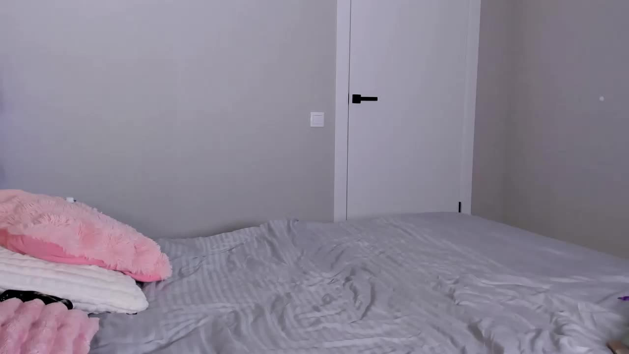 kayakallas Live Sex December 8, 2025