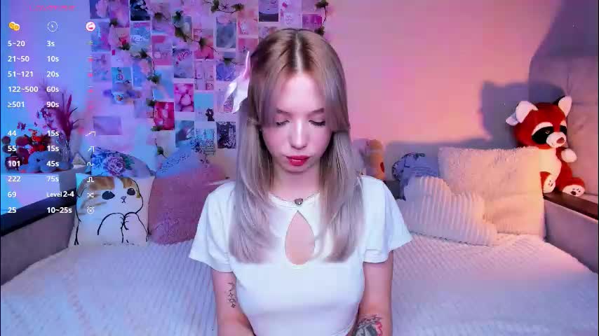 cortneycane69 Live Sex December 8, 2025