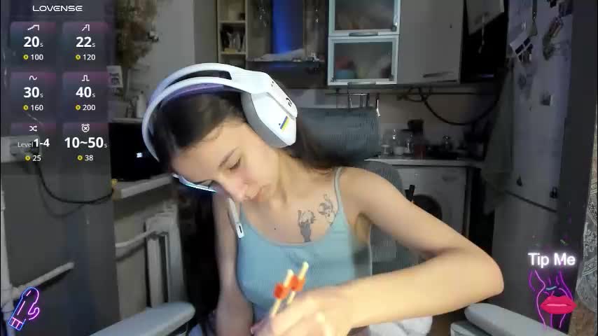 _nika_kik Live Sex December 8, 2025