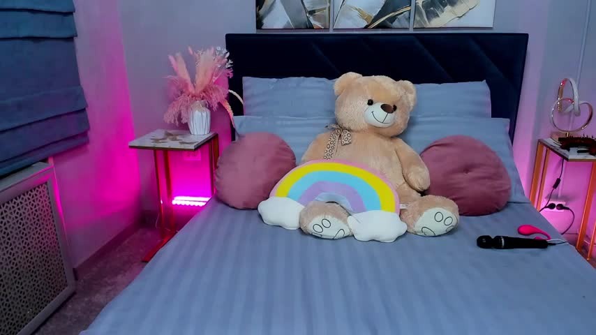 Curvy_Dynamite_ Live Sex December 9, 2025