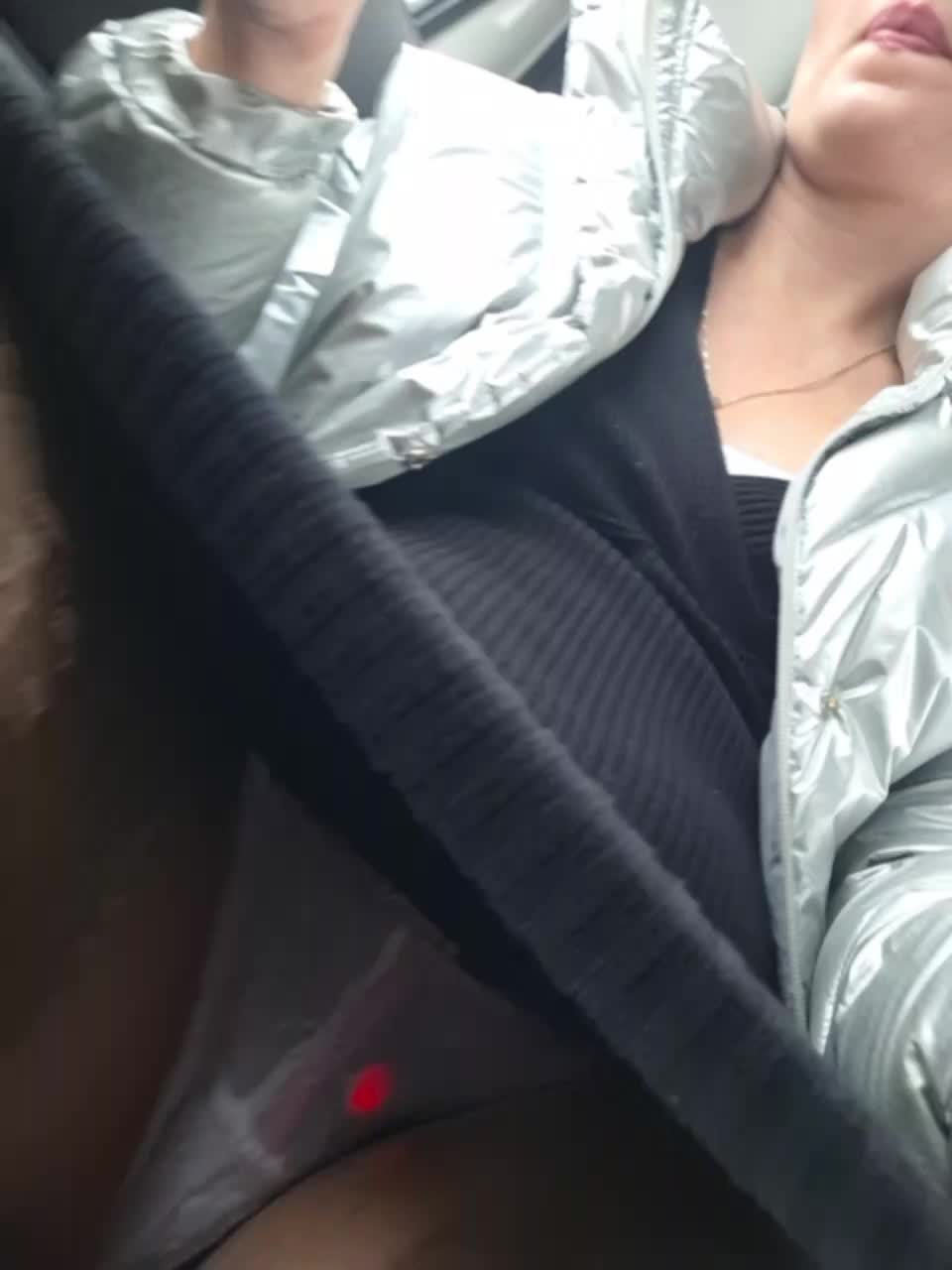 DIVORA Live Sex December 8, 2025