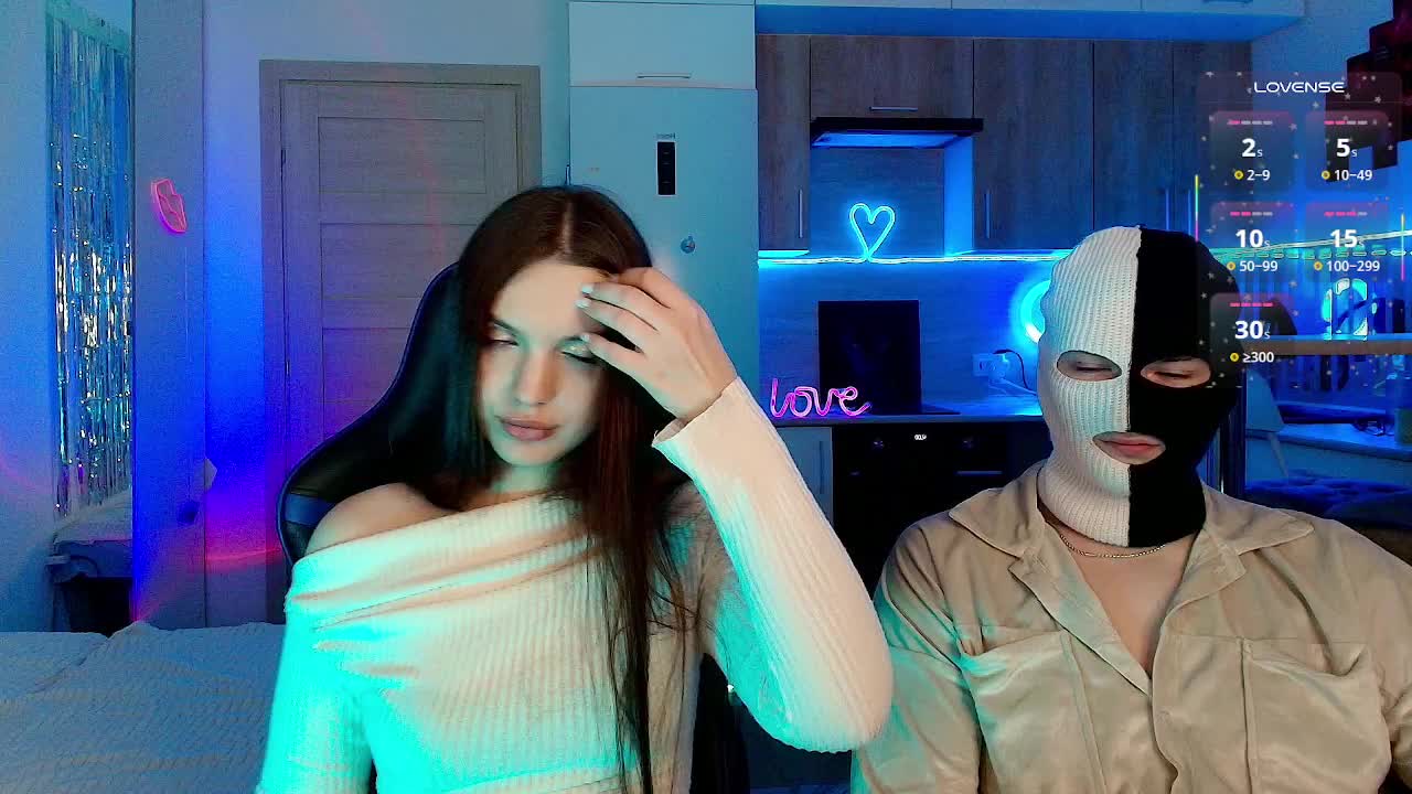 TwiceAsHotXXX Live Sex December 9, 2025