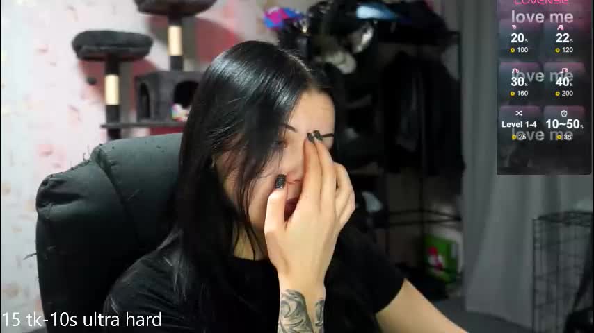 joan_wilson Live Sex December 9, 2025