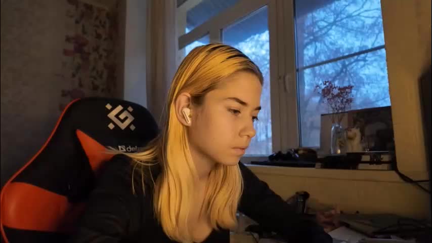 charleneschonert Live Sex December 9, 2025