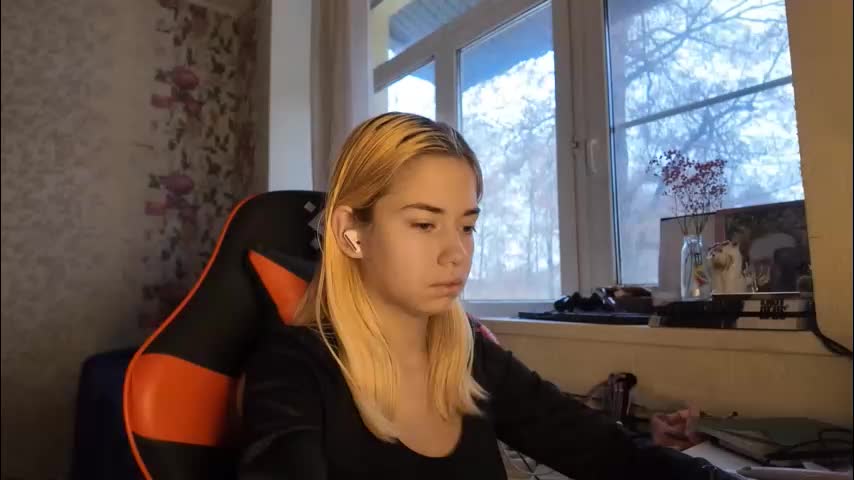 charleneschonert Live Sex December 9, 2025