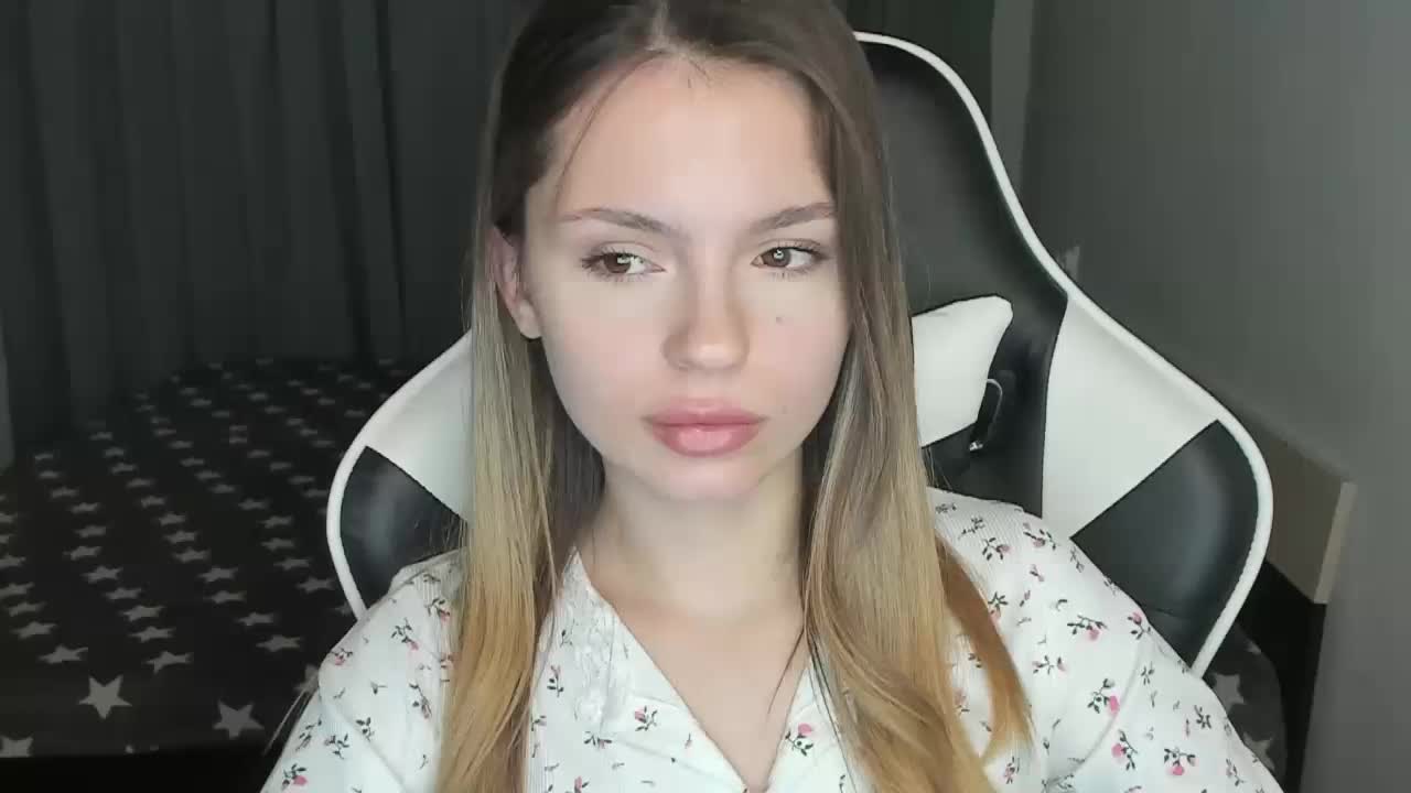 EmiMe Live Sex December 10, 2025