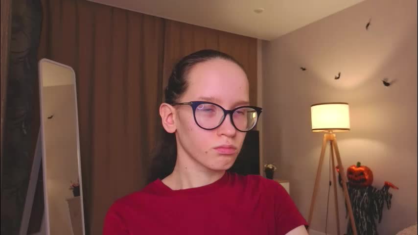 lynettebails Live Sex December 8, 2025