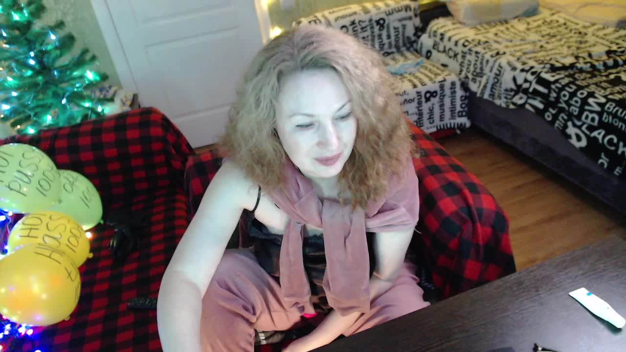 MeganIris Live Sex December 10, 2025