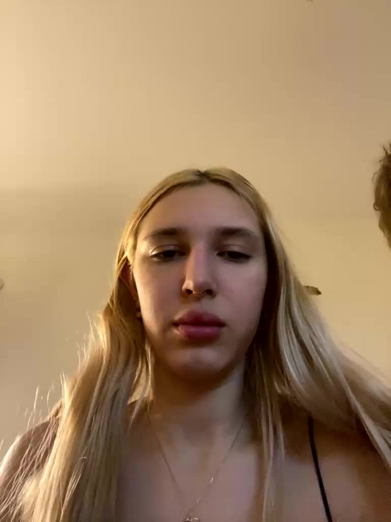 lina_wap Live Sex December 9, 2025