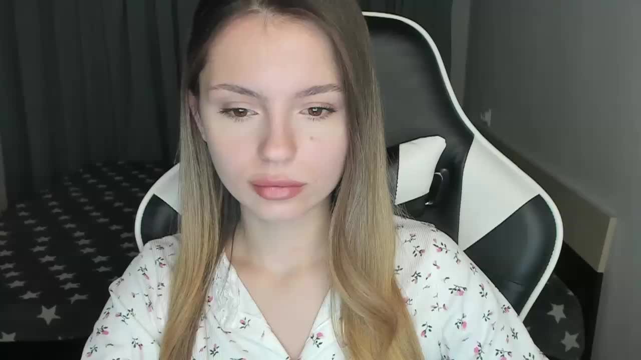 EmiMe Live Sex December 10, 2025