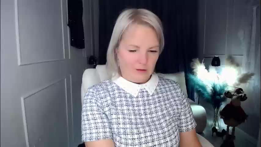 emmmam Live Sex December 10, 2025