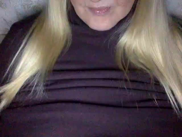 BlondyVio Live Sex December 10, 2025