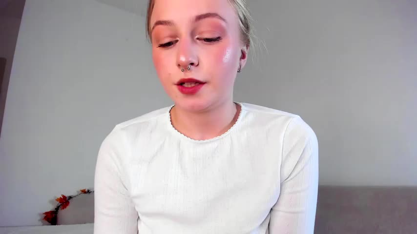 MiaMews Live Sex December 10, 2025