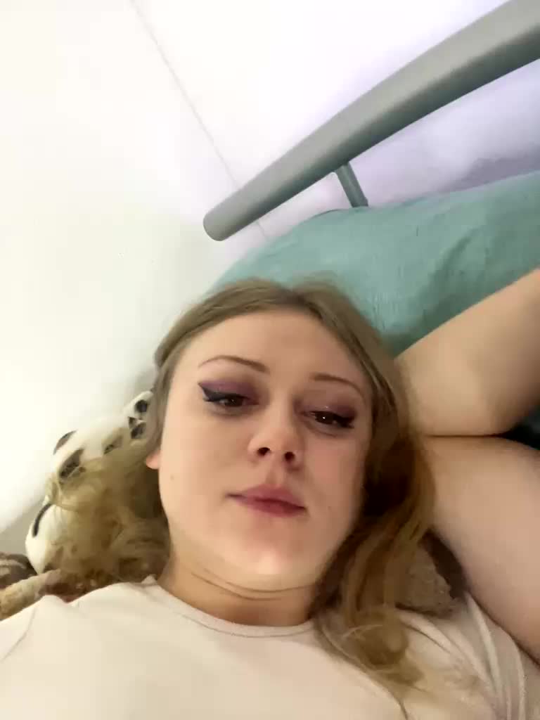 VixyVee Live Sex December 10, 2025