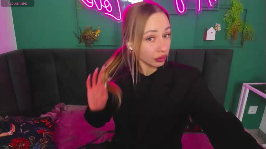 diana_garrett Live Sex December 10, 2025