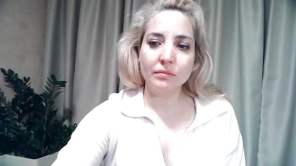 mariska-kiska Live Sex December 10, 2025