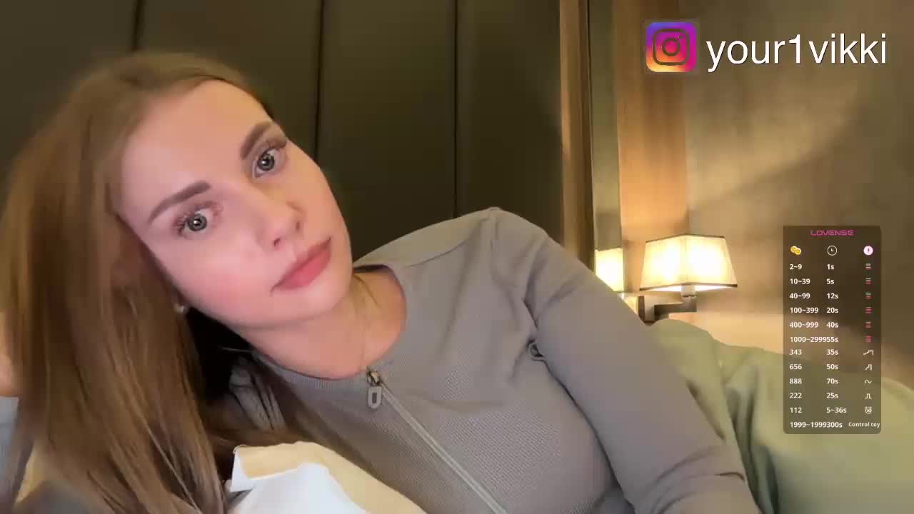 VikkiExtraCheese Live Sex December 10, 2025