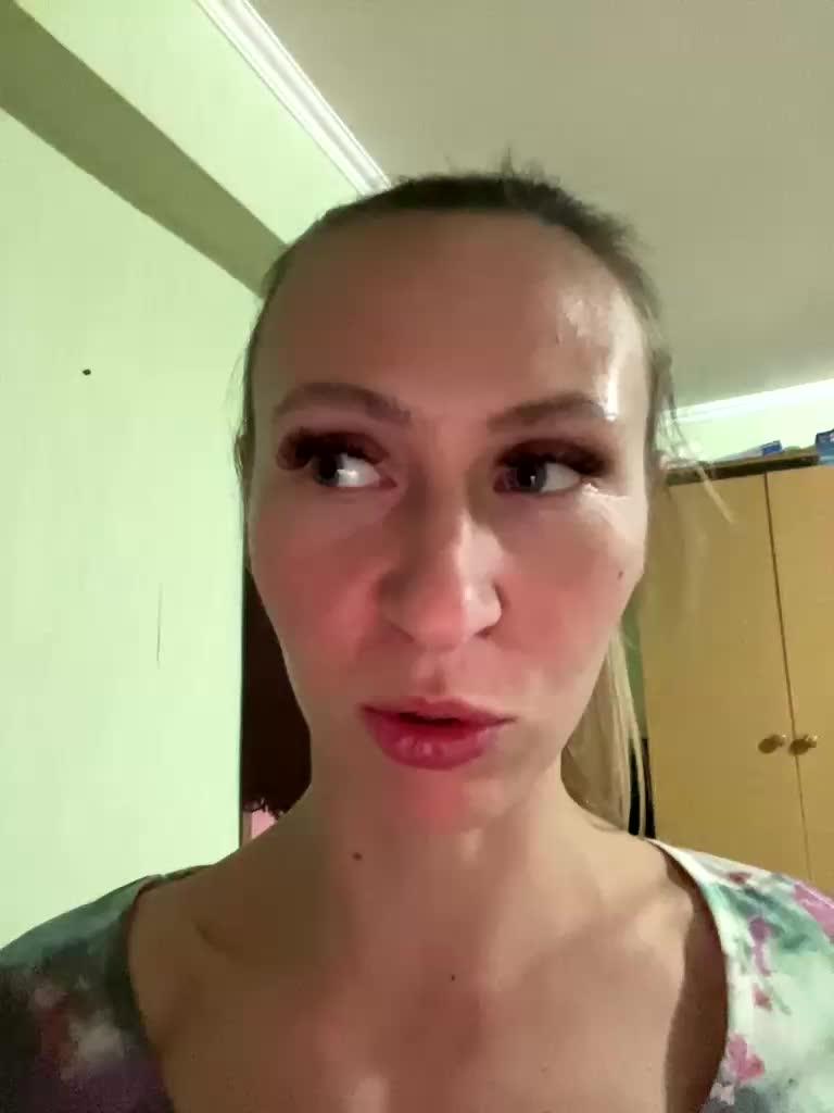 Saveta Live Sex December 10, 2025