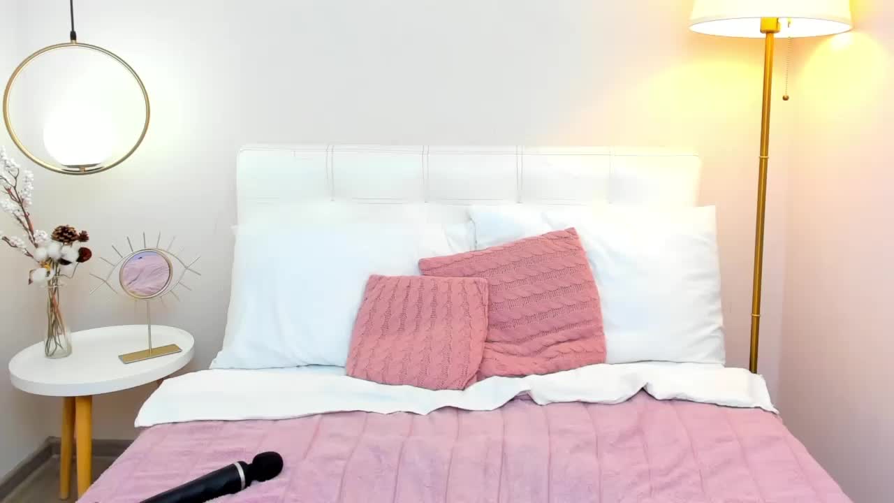 AndreaButt Live Sex December 9, 2025