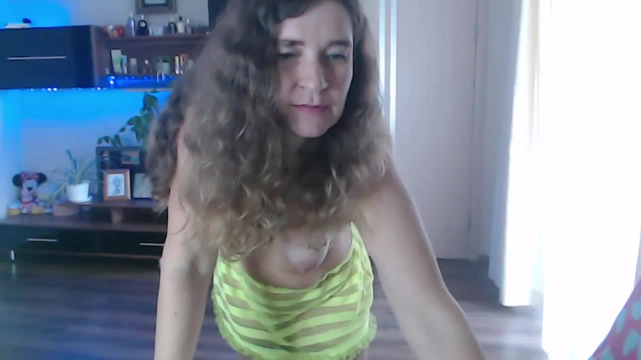 SophiaBoone Live Sex December 10, 2025