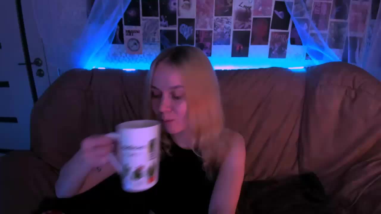 Lollyybaby Live Sex December 10, 2025