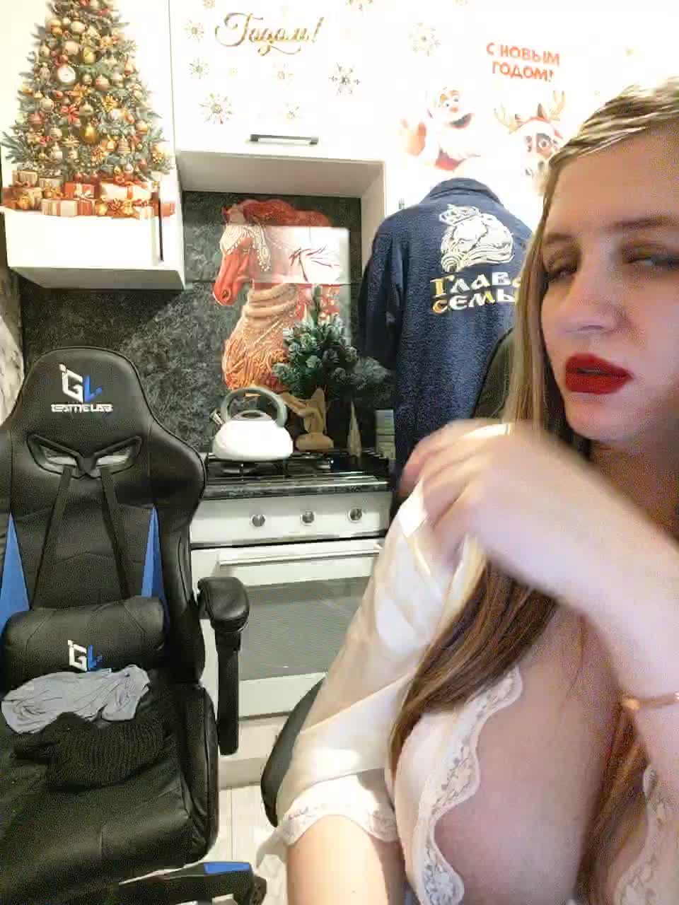 Innokentiy449 Live Sex December 10, 2025