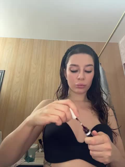 Melissa222Femdom Live Sex December 10, 2025