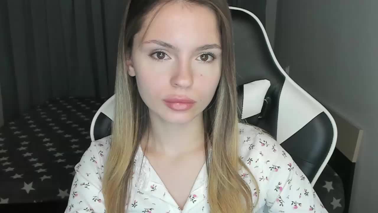 EmiMe Live Sex December 10, 2025