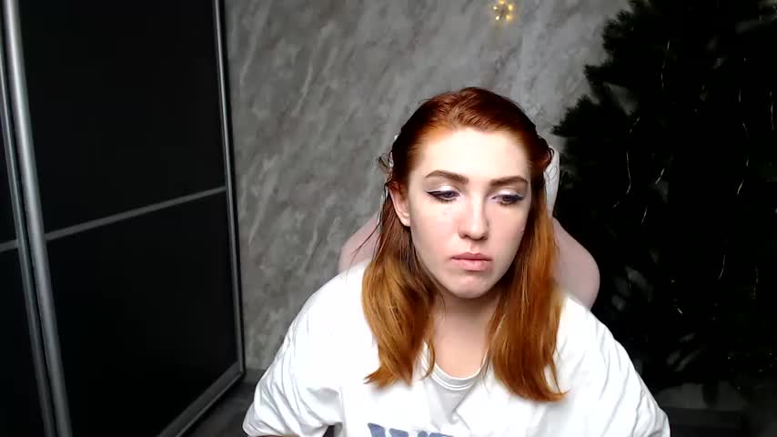 Reginasmilee Live Sex December 10, 2025
