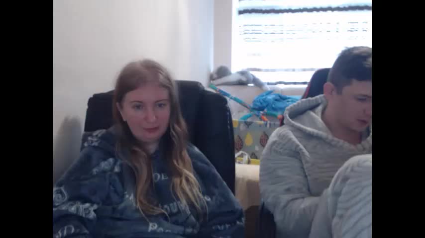 jenisandpeter Live Sex December 10, 2025