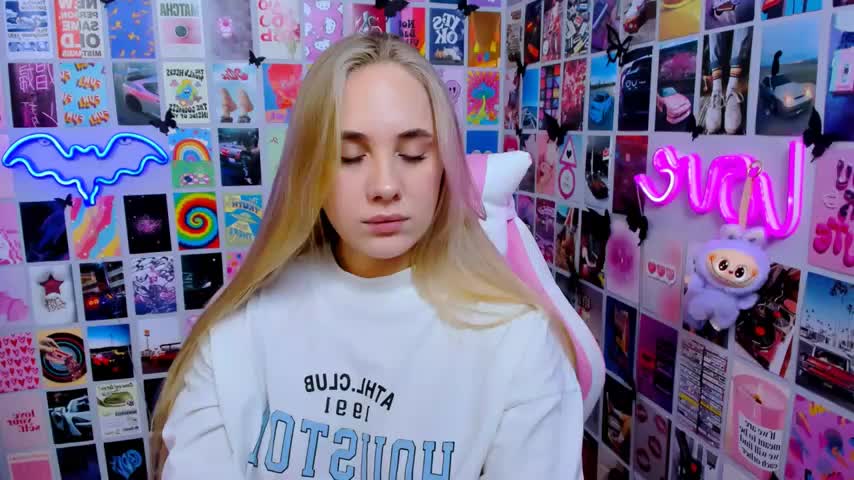 MiaMilas Live Sex December 11, 2025