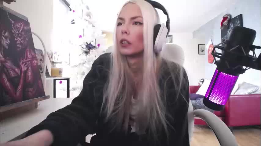 tinykylie Live Sex December 11, 2025