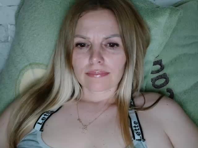 AngelAlone Live Sex December 11, 2025