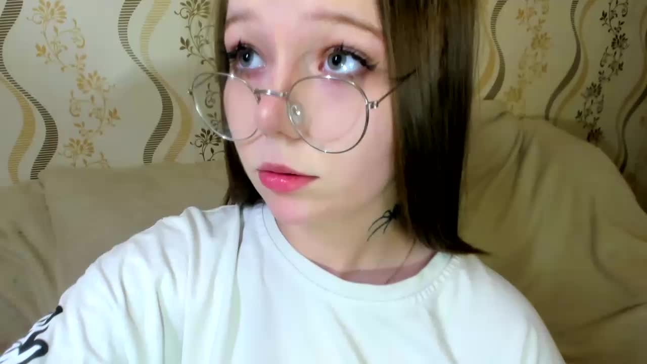 MelMooon Live Sex December 11, 2025