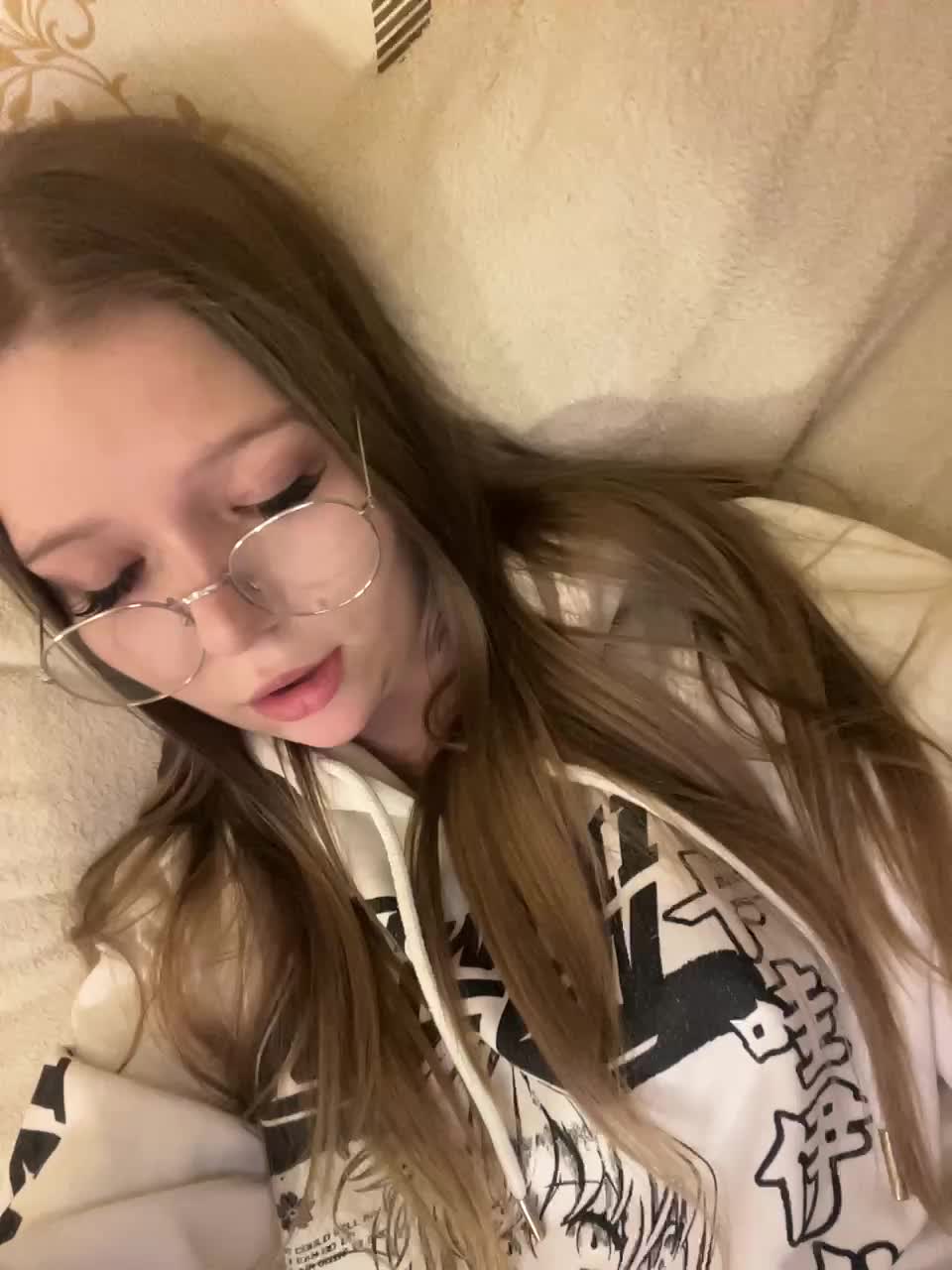 MelMooon Live Sex December 11, 2025