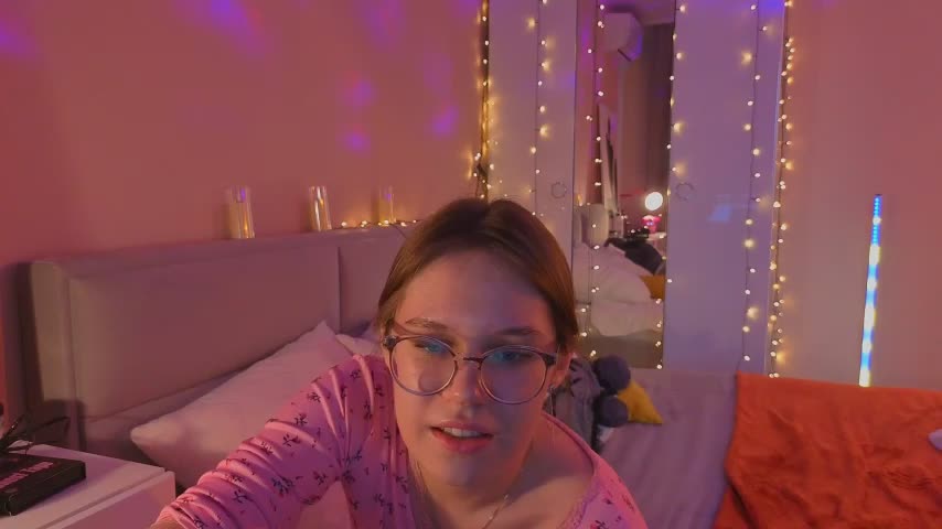 Mia_Luw Live Sex December 11, 2025