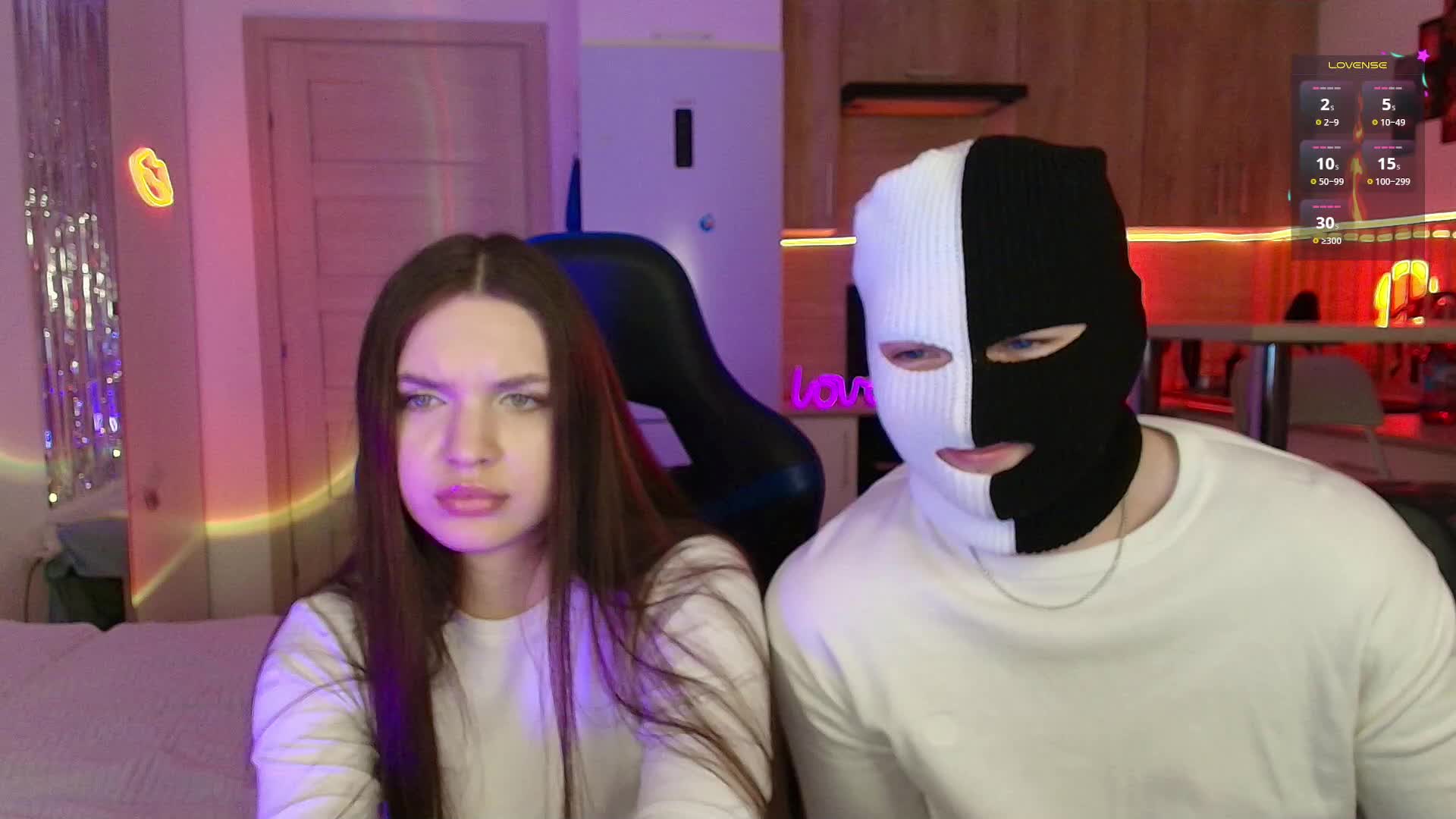 TwiceAsHotXXX Live Sex December 11, 2025