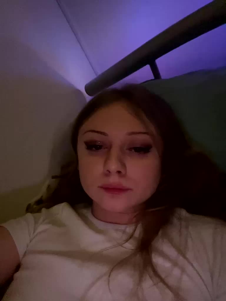 VixyVee Live Sex December 10, 2025