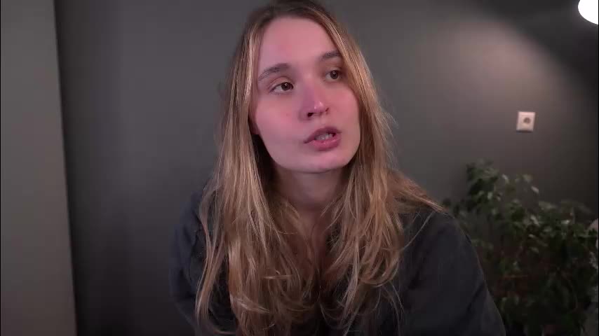 lisa_schiele Live Sex December 11, 2025