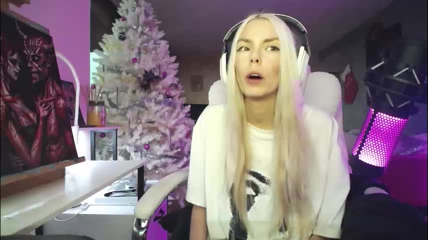 tinykylie Live Sex December 11, 2025