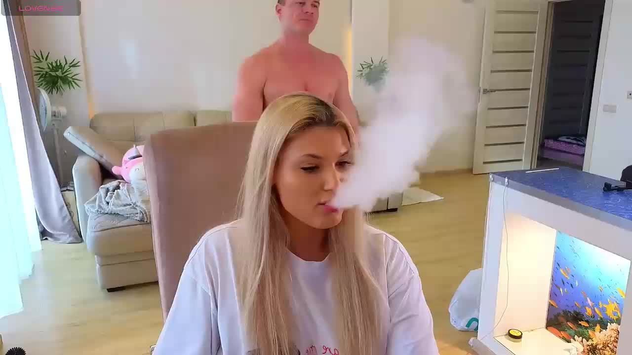 RabbitsCouple Live Sex December 12, 2025