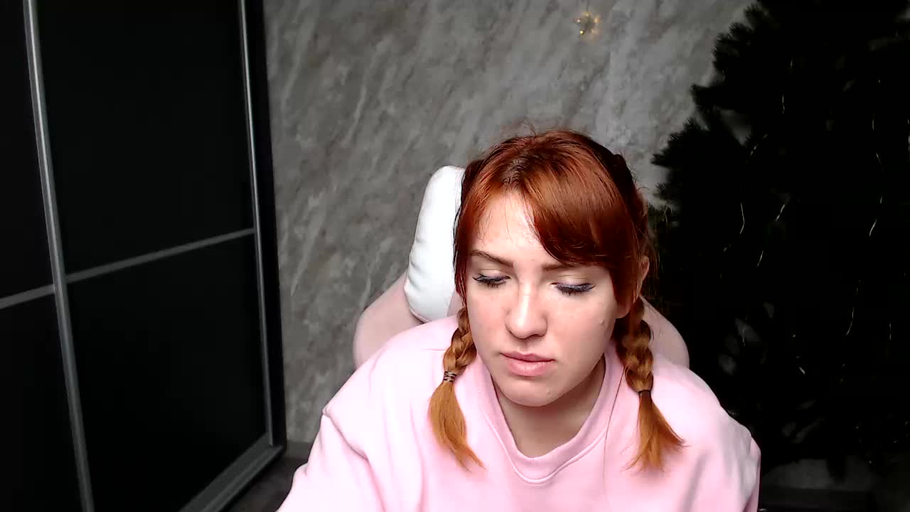 Regimasmile Live Sex December 11, 2025