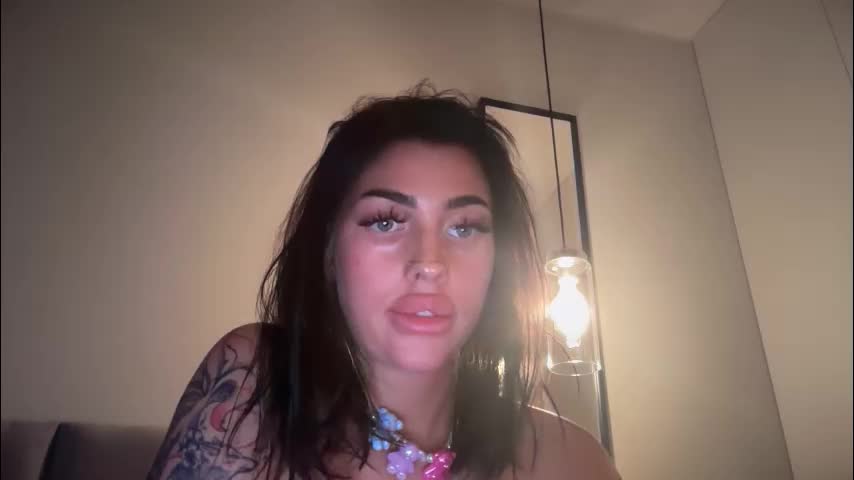 marakuia054 Live Sex December 12, 2025