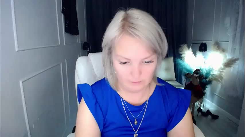 emmmam Live Sex December 12, 2025