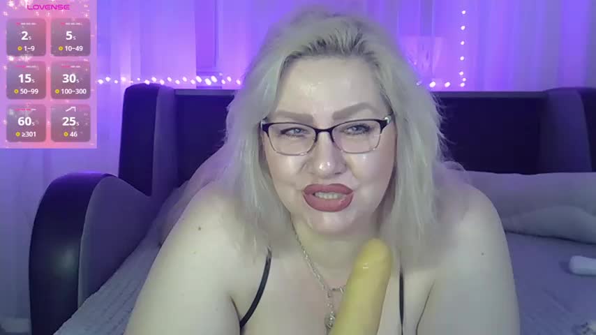 AngelinaGlam Live Sex December 12, 2025