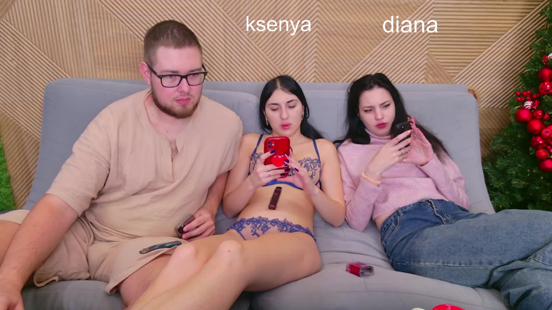 WebcamSlut Live Sex December 12, 2025