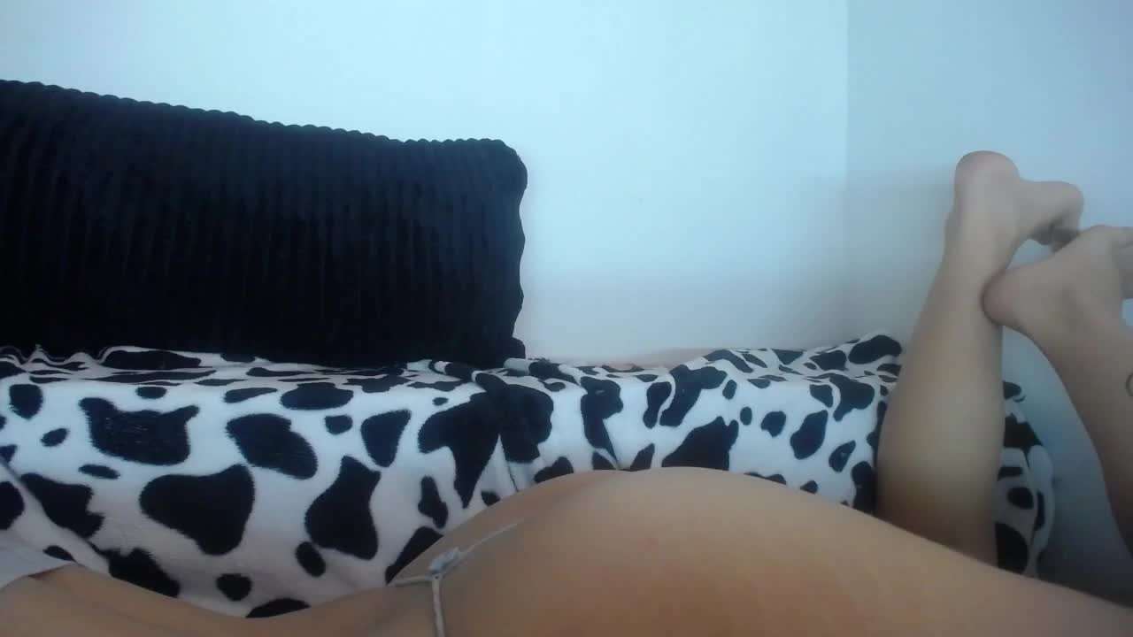 mariecam420 Live Sex December 12, 2025